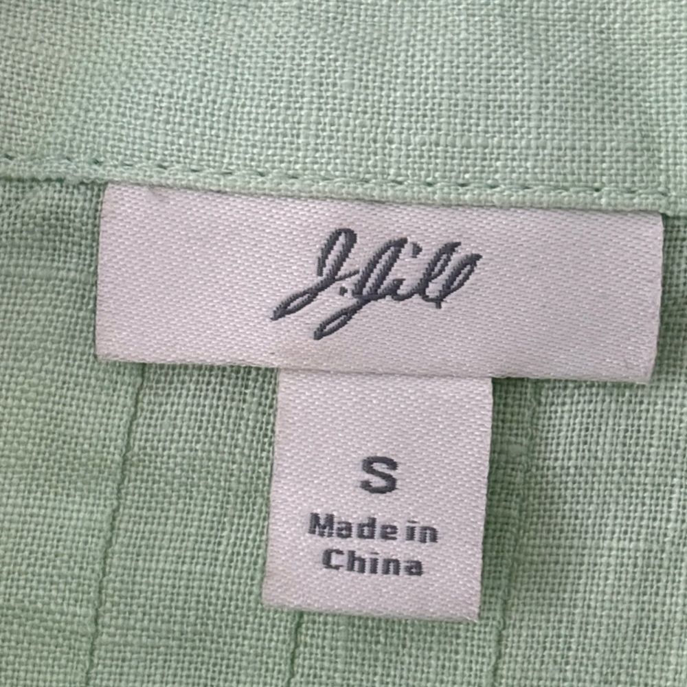 J. Jill Light Mint Short-Sleeve Pintuck Button-Down Shirt - Picture 3 of 12